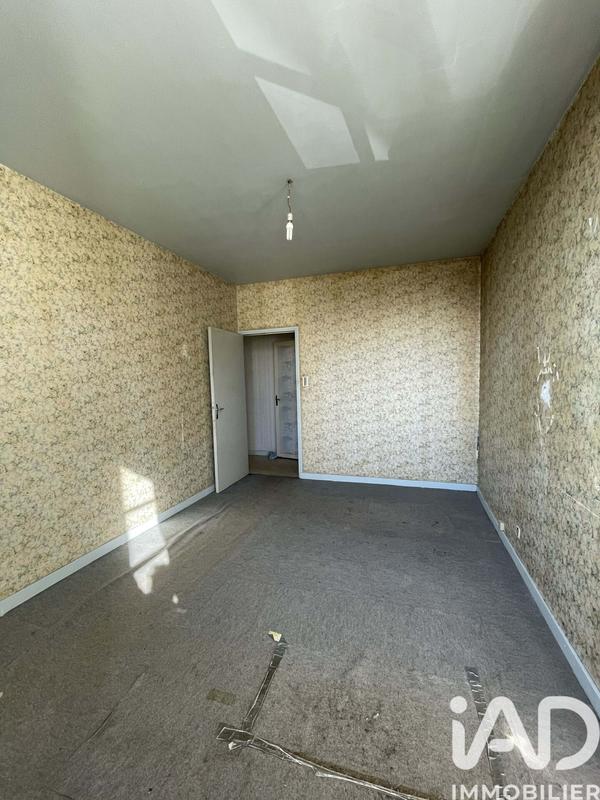 Maison - 182 m² - 10 pièces