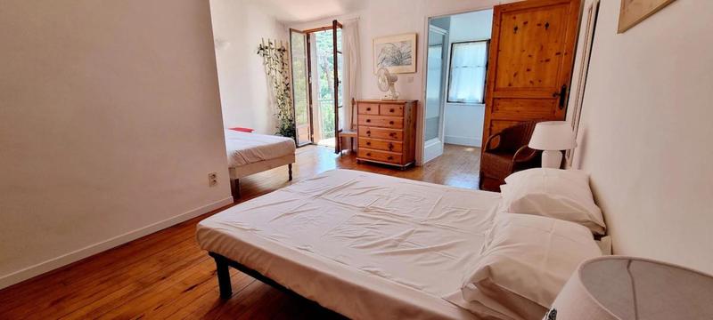 Mas - 302 m² - 12 pièces