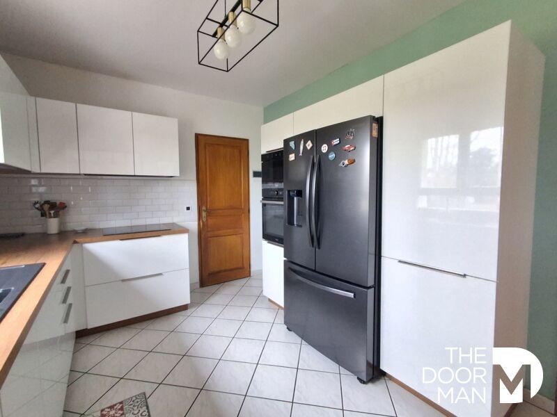 Maison - 140 m² - 6 pièces