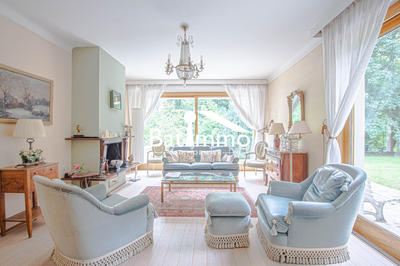 Maison traditionnelle - 134 m² - 6 pièces