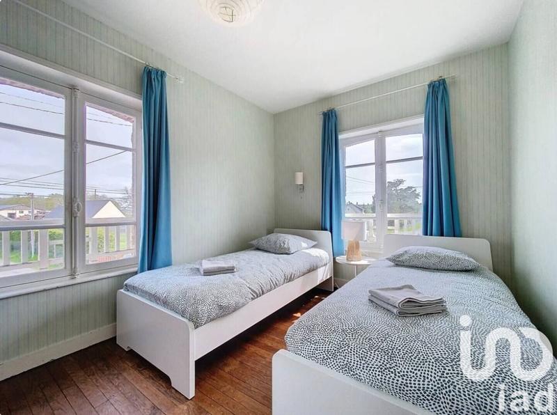 Maison - 228 m² - 5 pièces