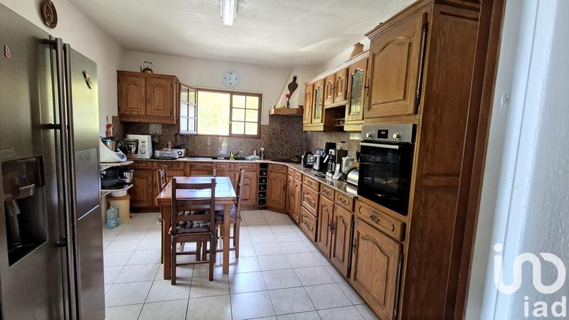 Maison - 246 m² - 10 pièces