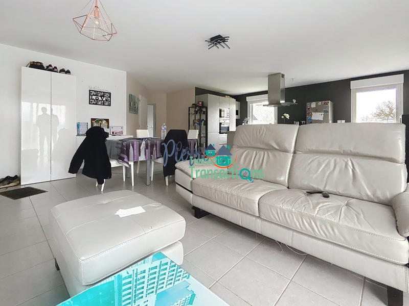 Maison - 96 m² - 5 pièces