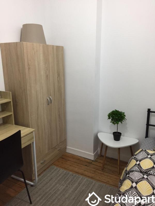 Chambre - 14 m² - 1 pièce