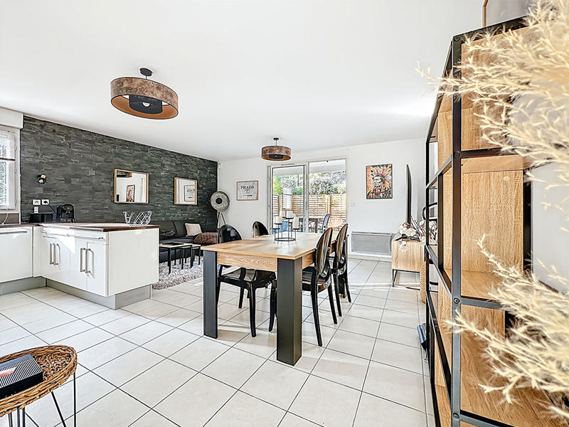 Appartement - 66 m² - 3 pièces