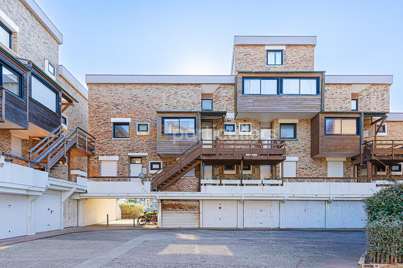 Appartement - 104 m² - 4 pièces