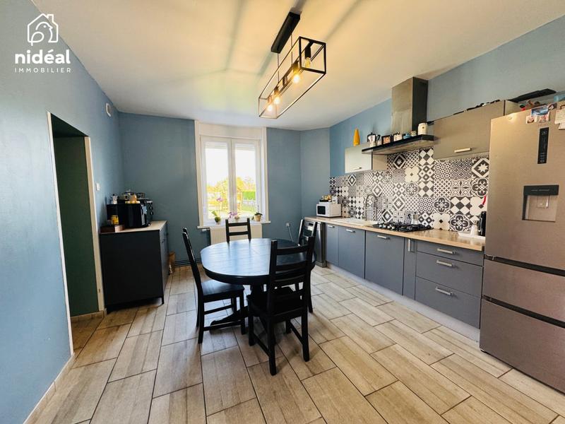 Maison - 90 m² - 3 pièces