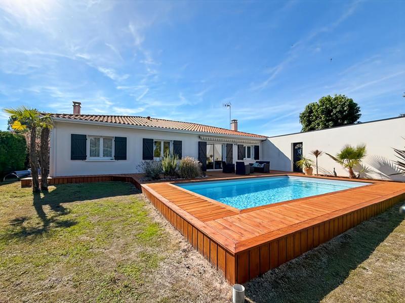 Maison - 121 m² - 4 pièces