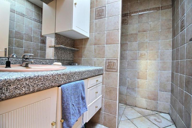 Maison - 151 m² - 6 pièces