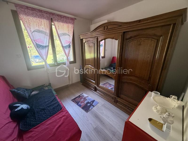 Pavillon - 90 m² - 6 pièces