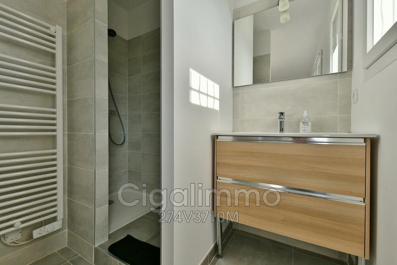 Villa - 238 m² - 10 pièces