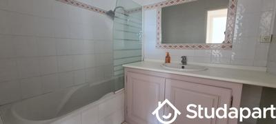 Chambre - 13 m² - 1 pièce