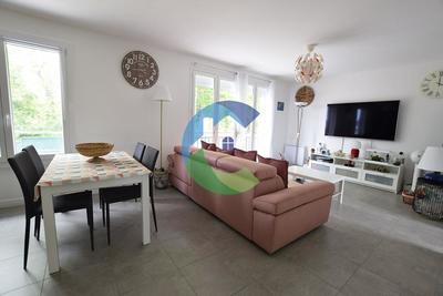 Pavillon - 97 m² - 5 pièces