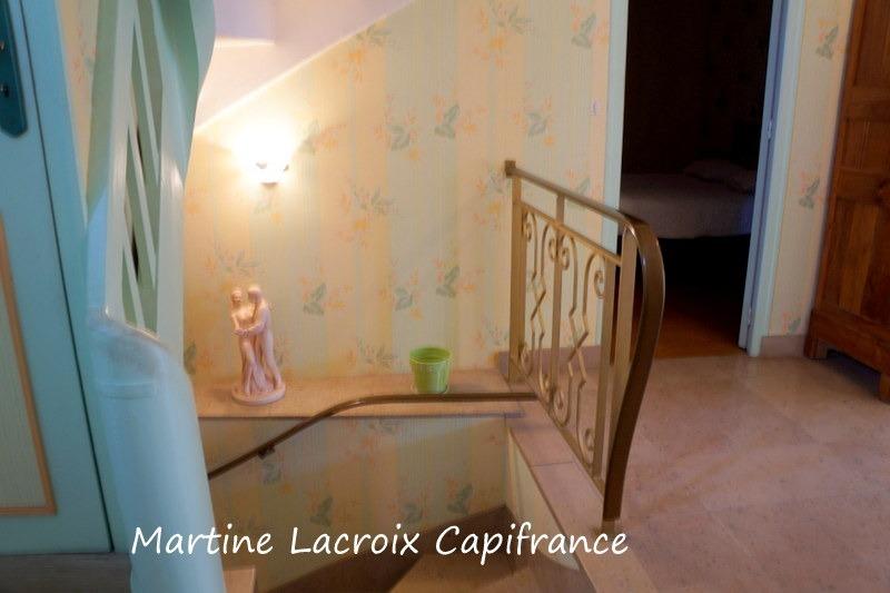 Maison - 185 m² - 6 pièces