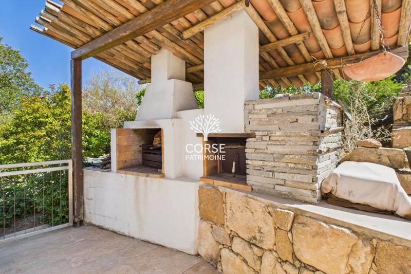 Villa - 220 m² - 8 pièces