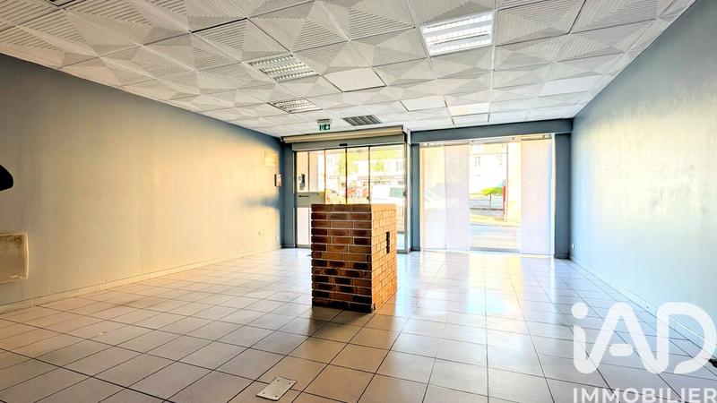 Maison - 248 m² - 9 pièces