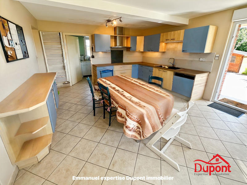 Villa - 180 m² - 8 pièces