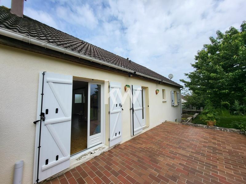 Maison - 93 m² - 4 pièces