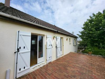 Maison - 93 m² - 4 pièces