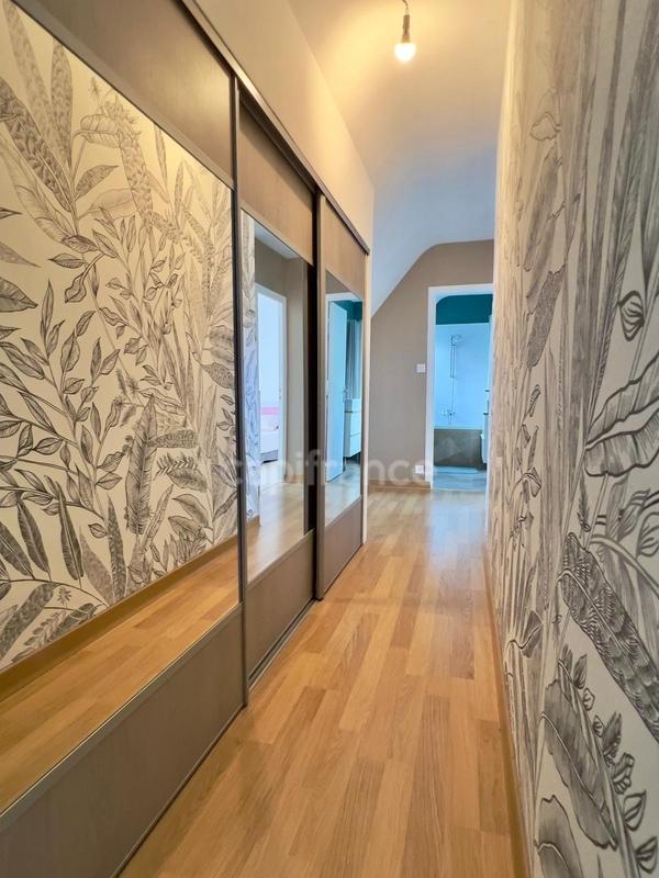 Maison - 173 m² - 6 pièces