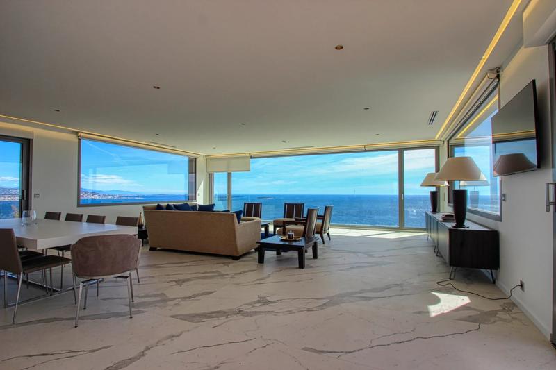 Villa - 350 m² - 8 pièces