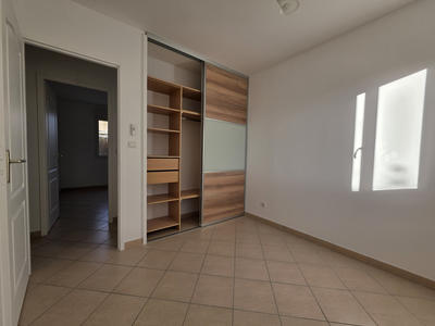 Maison - 74 m² - 5 pièces