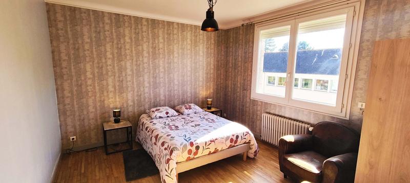 Maison - 253 m² - 11 pièces