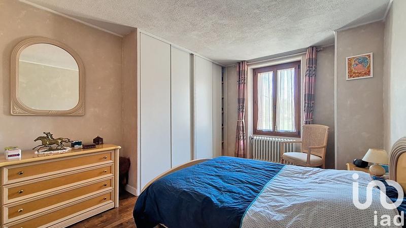 Maison - 185 m² - 7 pièces