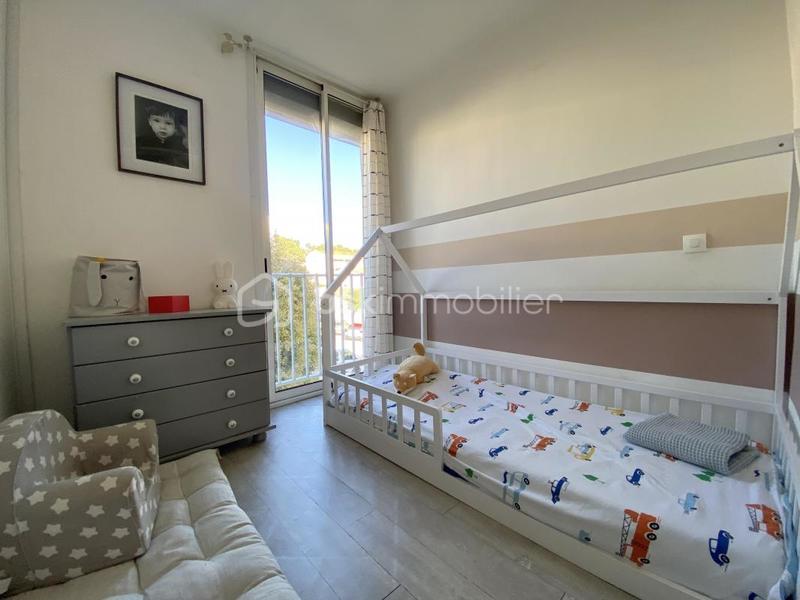 Appartement - 76 m² - 4 pièces