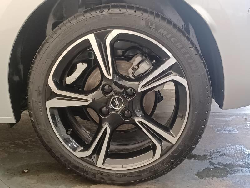 Opel Corsa 1.2 Turbo Hybrid 136 ch e-Dct6 Gs