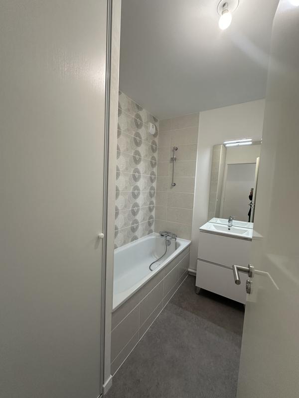 Maison contemporaine - 99 m² - 4 pièces