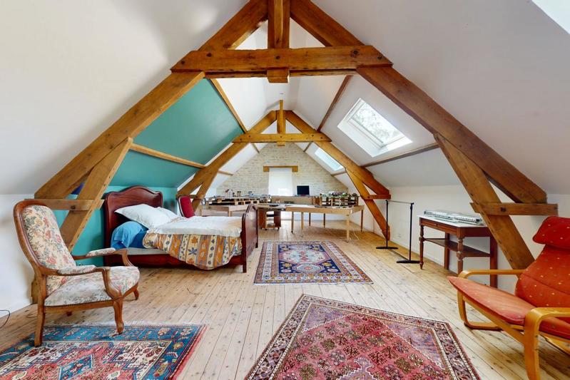 Demeure - 327 m² - 5 pièces