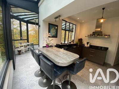 Maison - 140 m² - 7 pièces