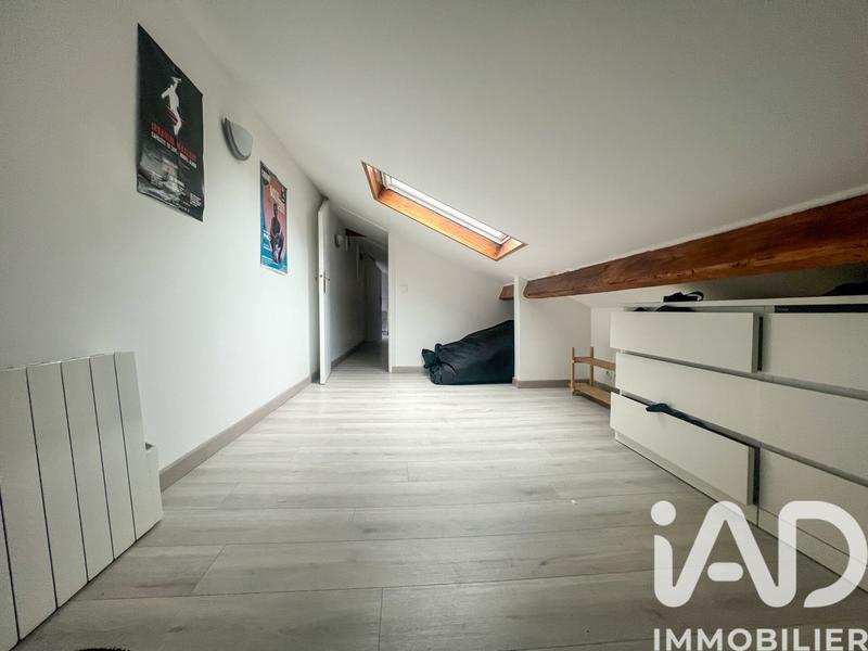 Maison - 106 m² - 8 pièces