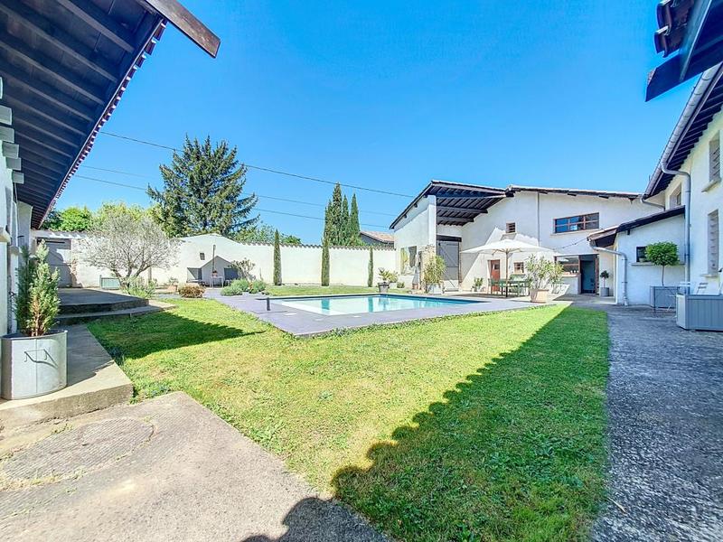 Villa - 185 m² - 5 pièces