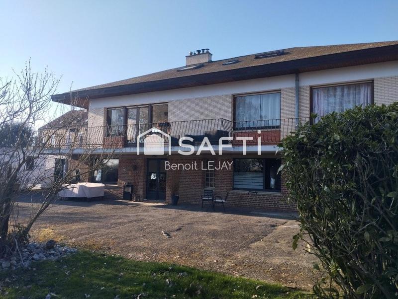 Maison - 215 m² - 7 pièces