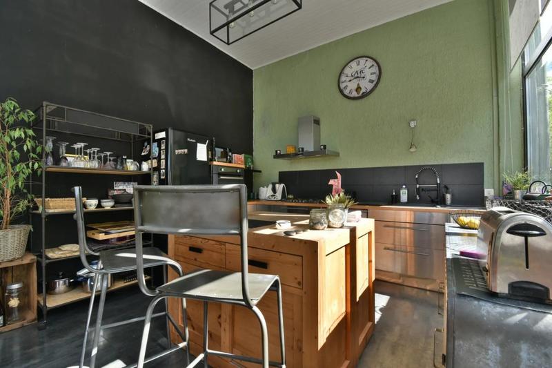 Mas - 296 m² - 8 pièces