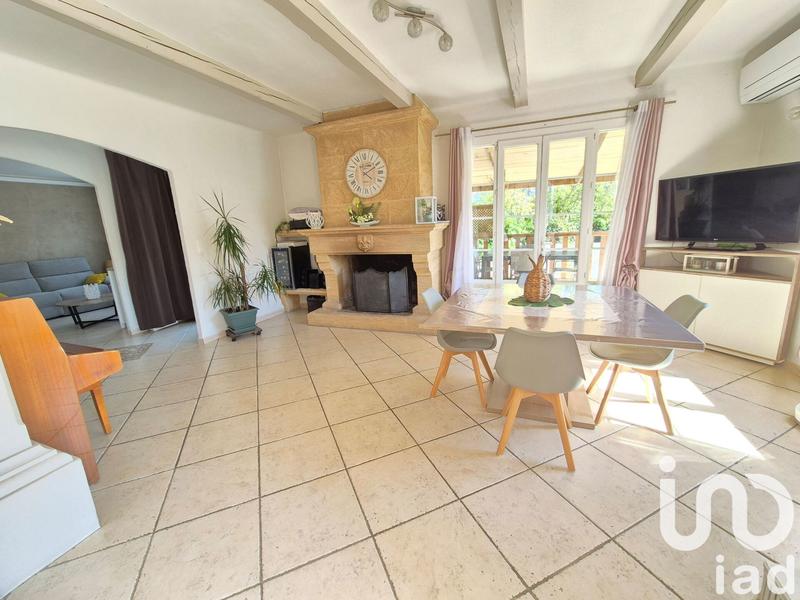 Maison - 202 m² - 5 pièces