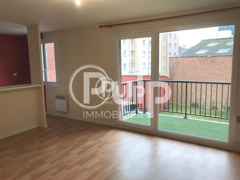 Immeuble - 853 m² - 35 pièces