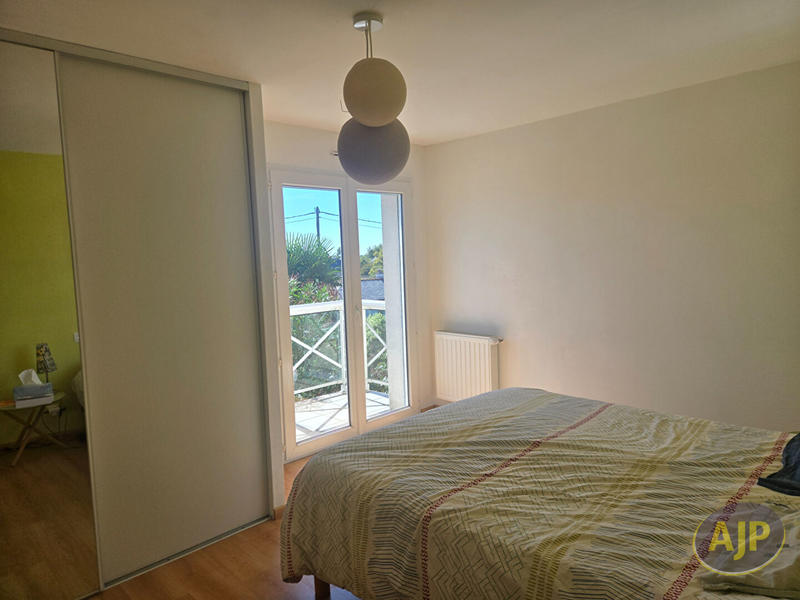 Maison - 166 m² - 7 pièces