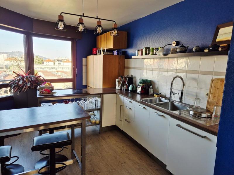 Appartement - 141 m² - 5 pièces