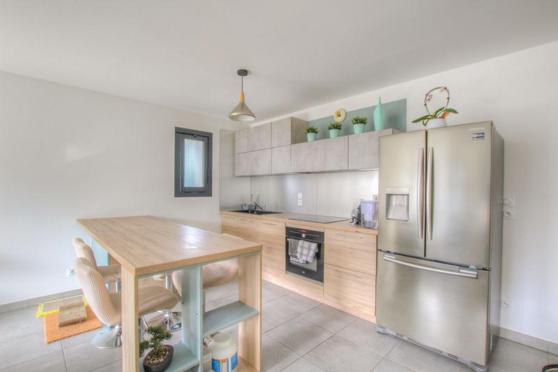 Appartement - 80 m² - 3 pièces