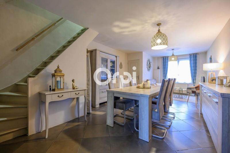 Maison - 95 m² - 5 pièces