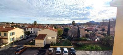 Appartement - 64 m² - 4 pièces