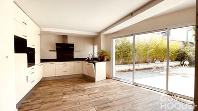 Appartement - 116 m² - 4 pièces