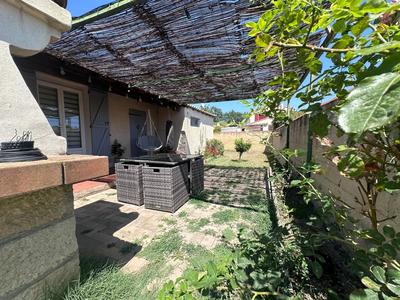 Maison - 96 m² - 5 pièces