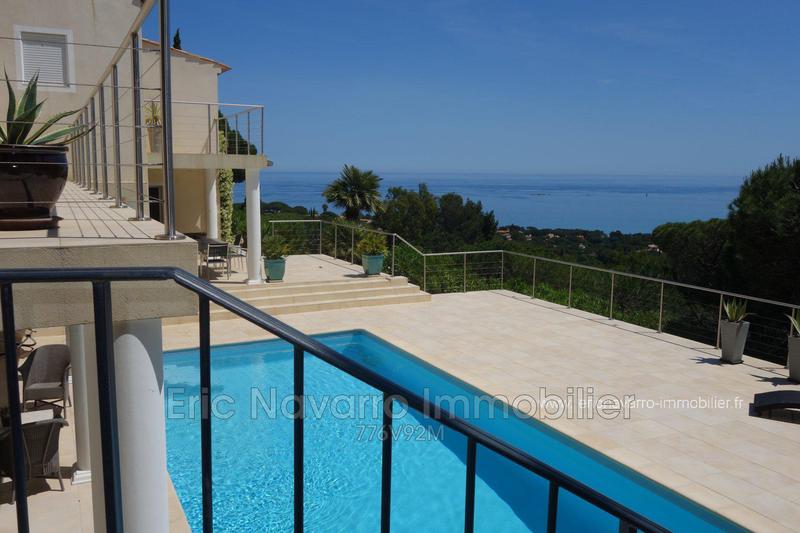 Villa - 250 m² - 6 pièces