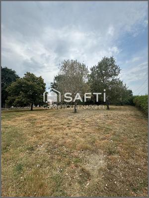 Terrain - 900 m²