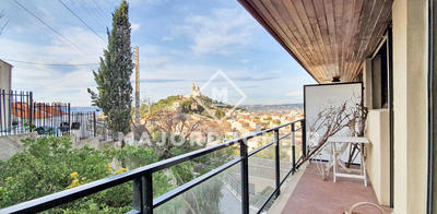 Appartement - 103 m² - 5 pièces