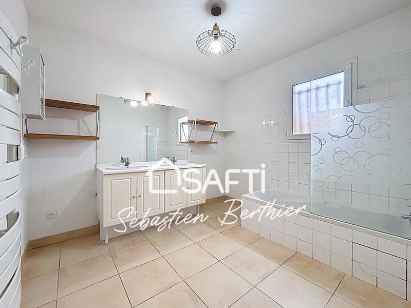 Maison - 105 m² - 4 pièces